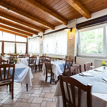 Casa de hóspedes Osteria Da Cesare E Castel San Pietro Terme