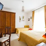 Guest house Osteria Da Cesare E 4*