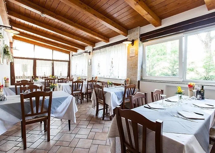 Maison d'hôtes Osteria Da Cesare E Castel San Pietro Terme